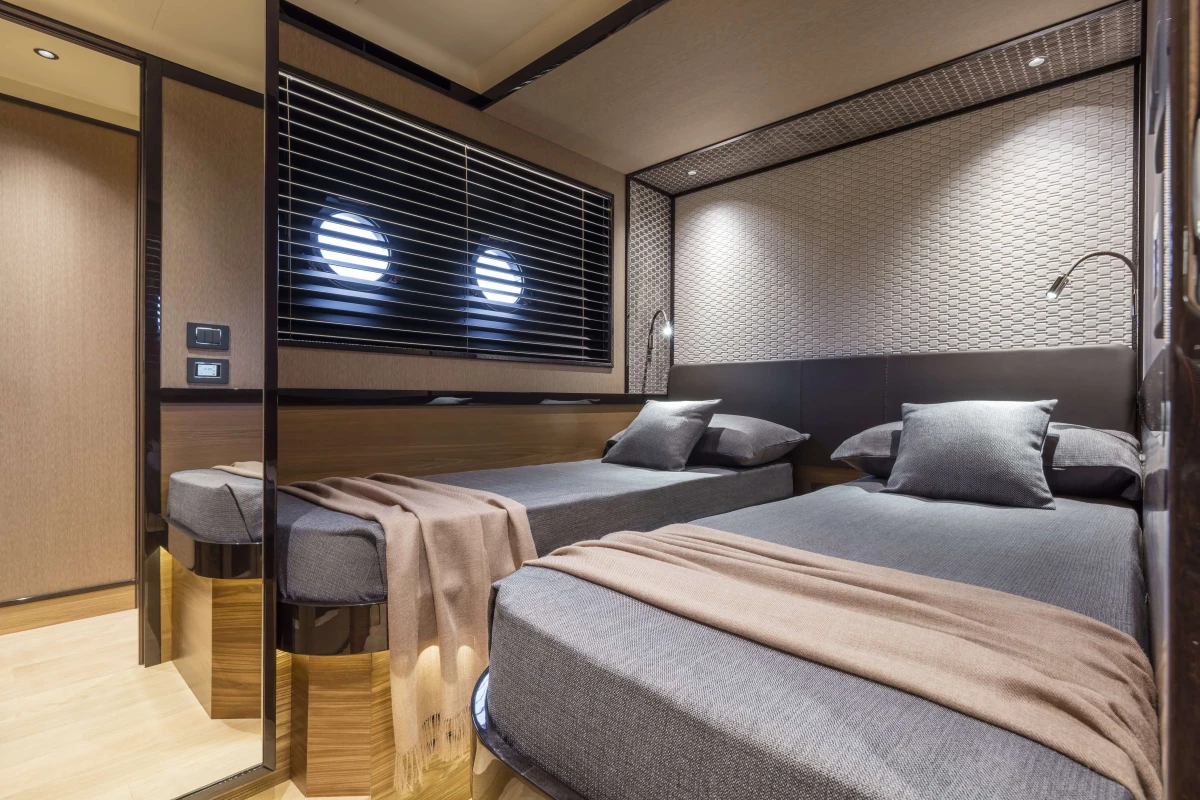 NAVETTA 68 - Image 3