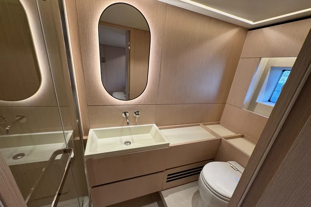 SEADECK 6 - Image 17