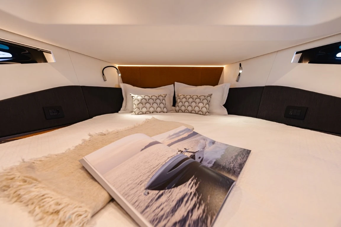 VERVE 48 - Image 11