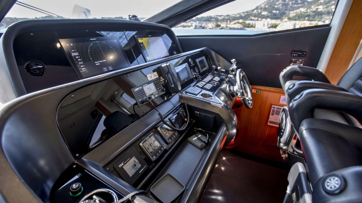 PREDATOR 84 - Image 9