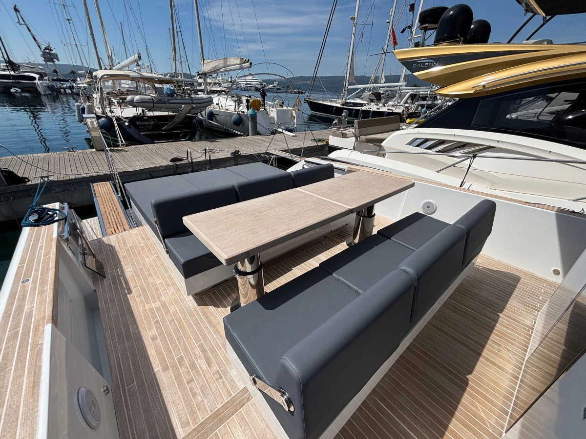 SEAWALKER 43 - Image 3