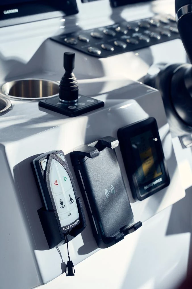 V10 CABIN - Image 39