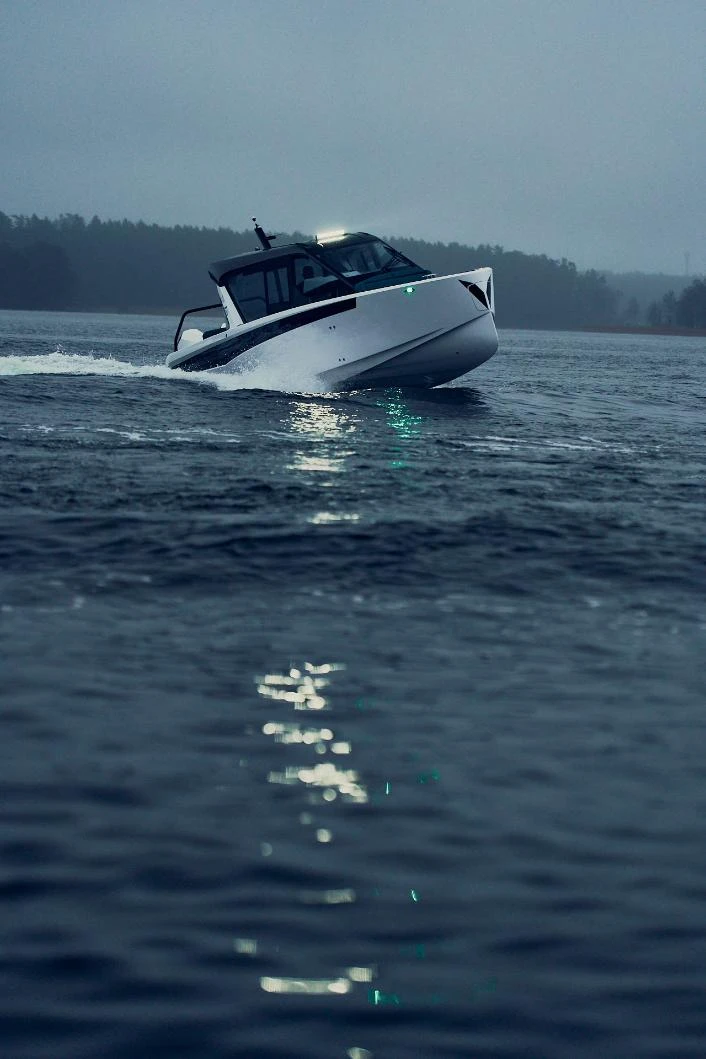V10 CABIN - Image 9