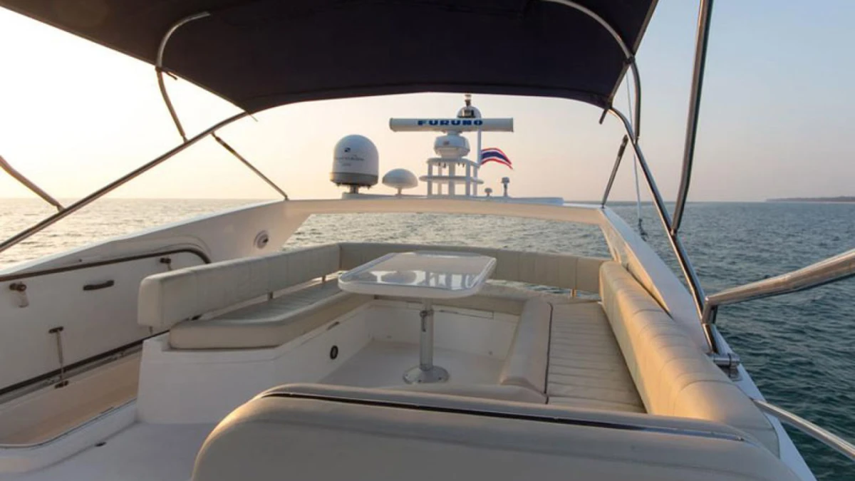 MANHATTAN 60 - Image 2