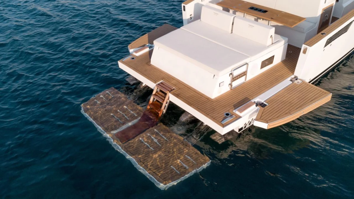 40 INBOARD - Image 12