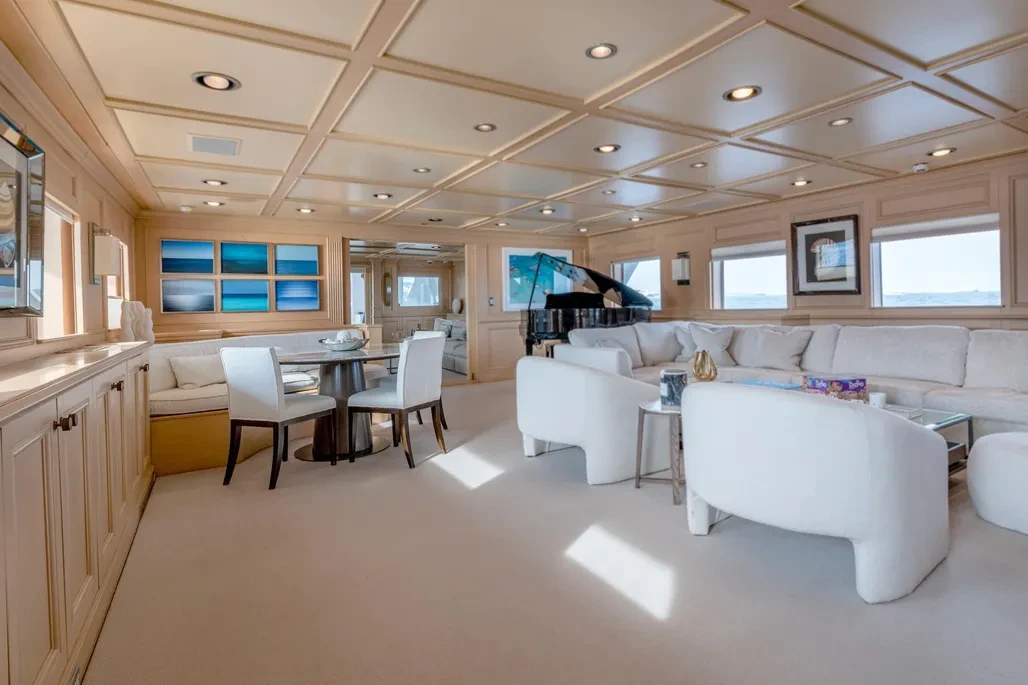 61 EXPLORER - Image 13