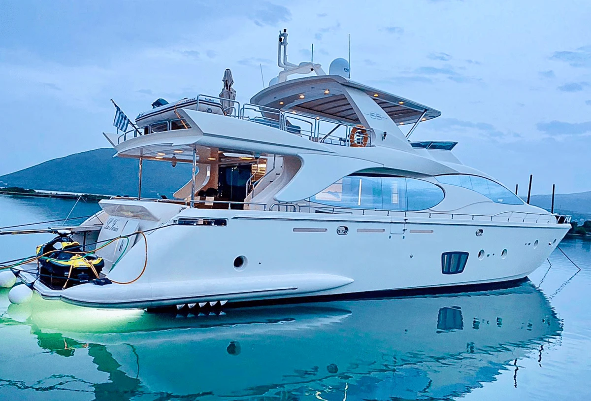 Azimut 85 FLY “LA FENICE”