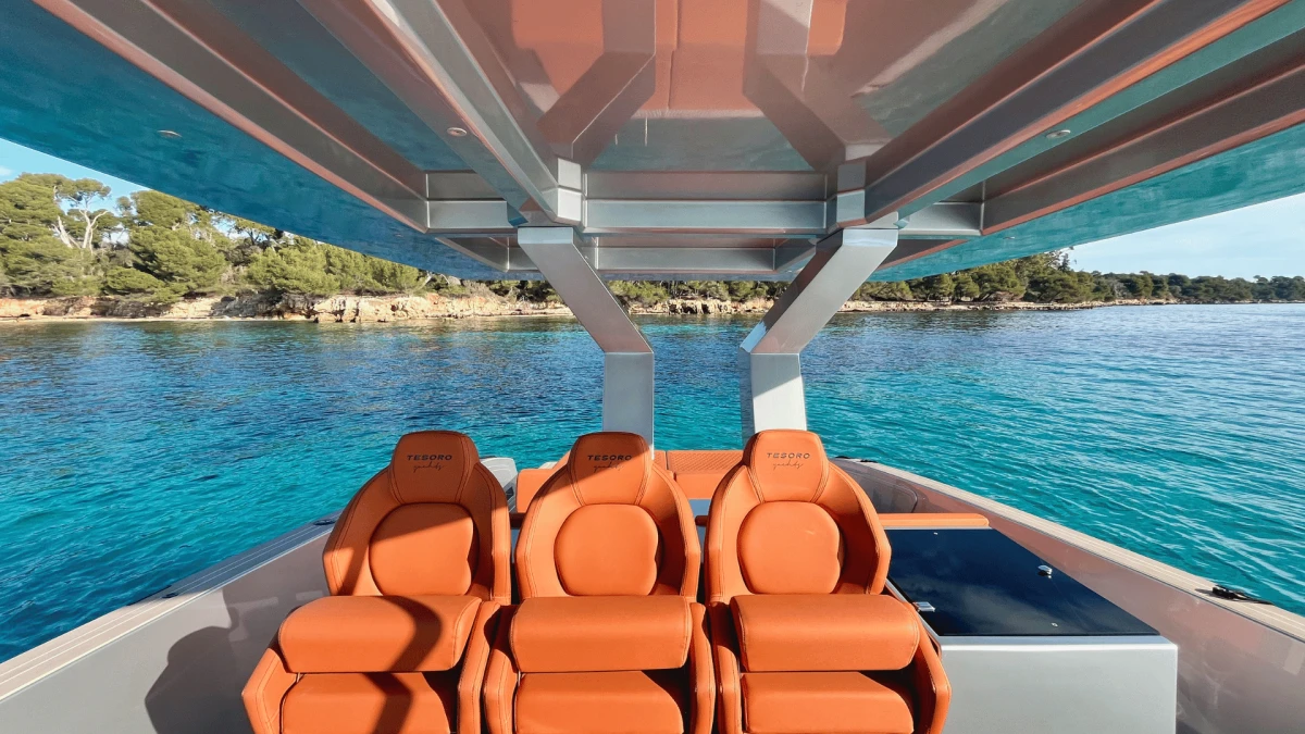 T40 INBAORD - Image 11