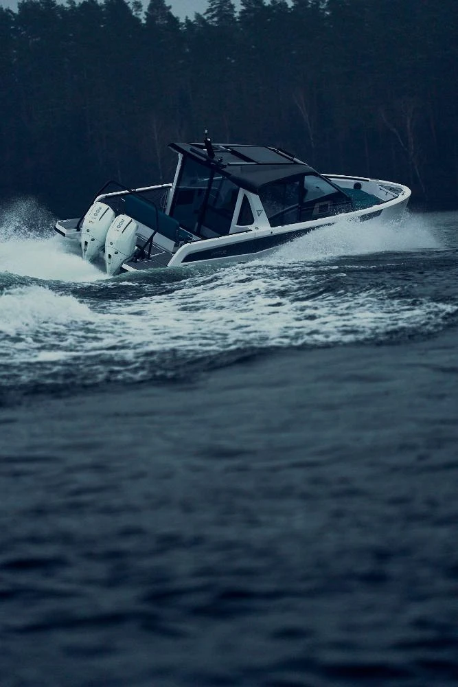 V10 CABIN - Image 23