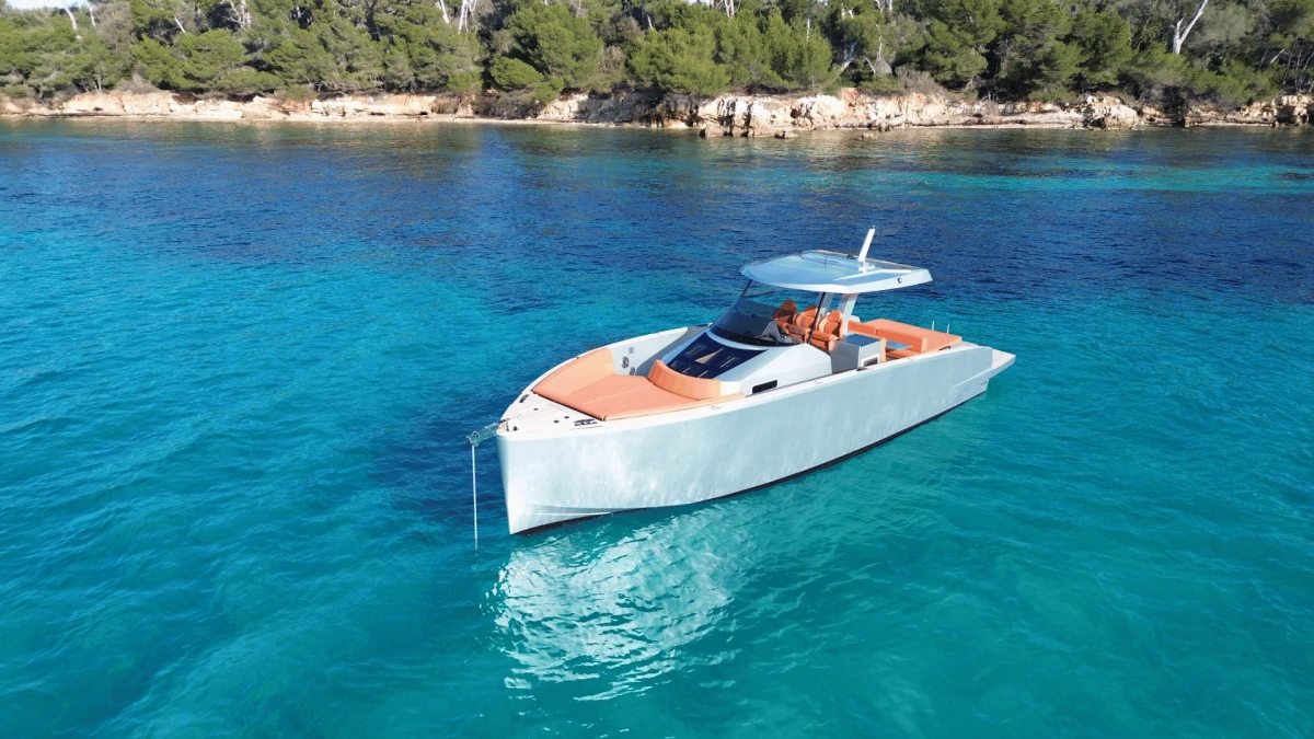 T40 INBAORD - Image 17