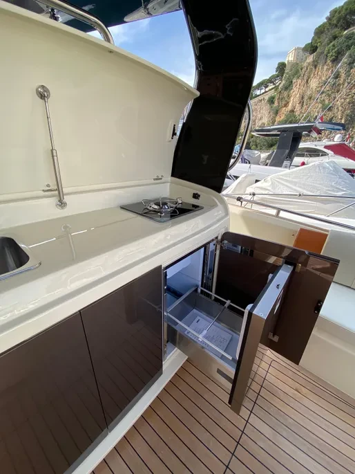 GT320 - Image 20