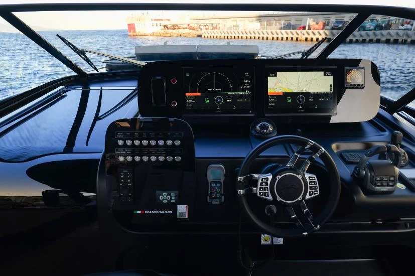 A46 LUXURY TENDER - Image 6