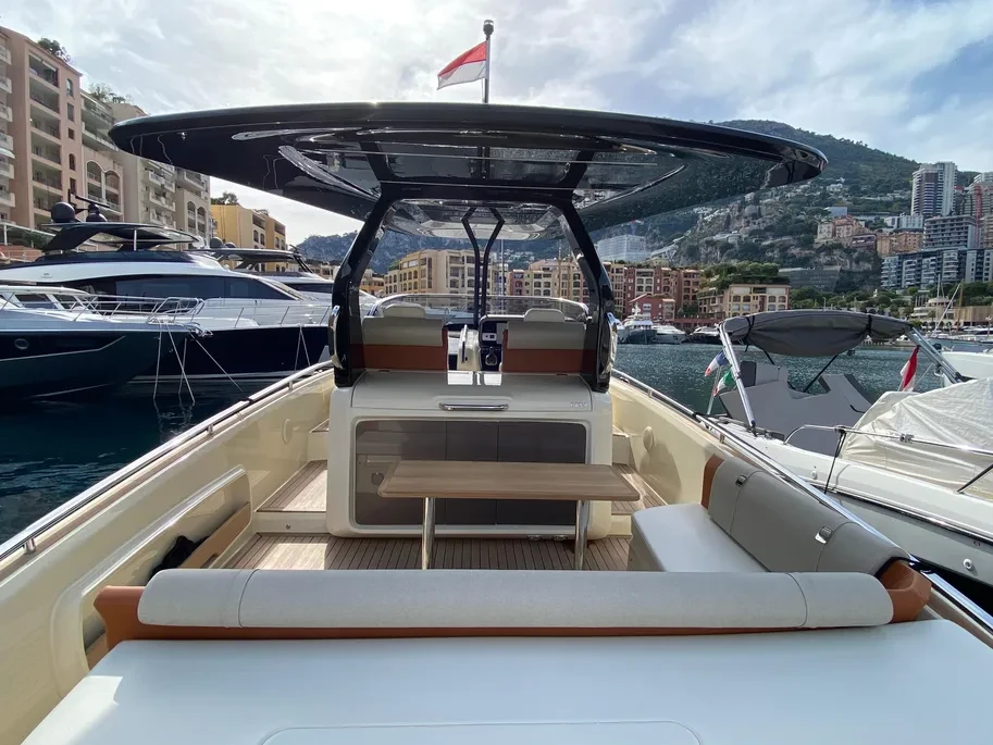 GT320 - Image 2