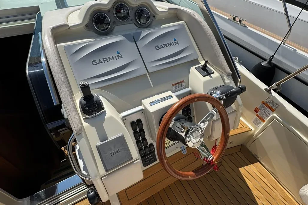LAUNCH 36 - Image 10