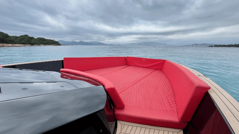 T40 OUTBOARD - Image 4