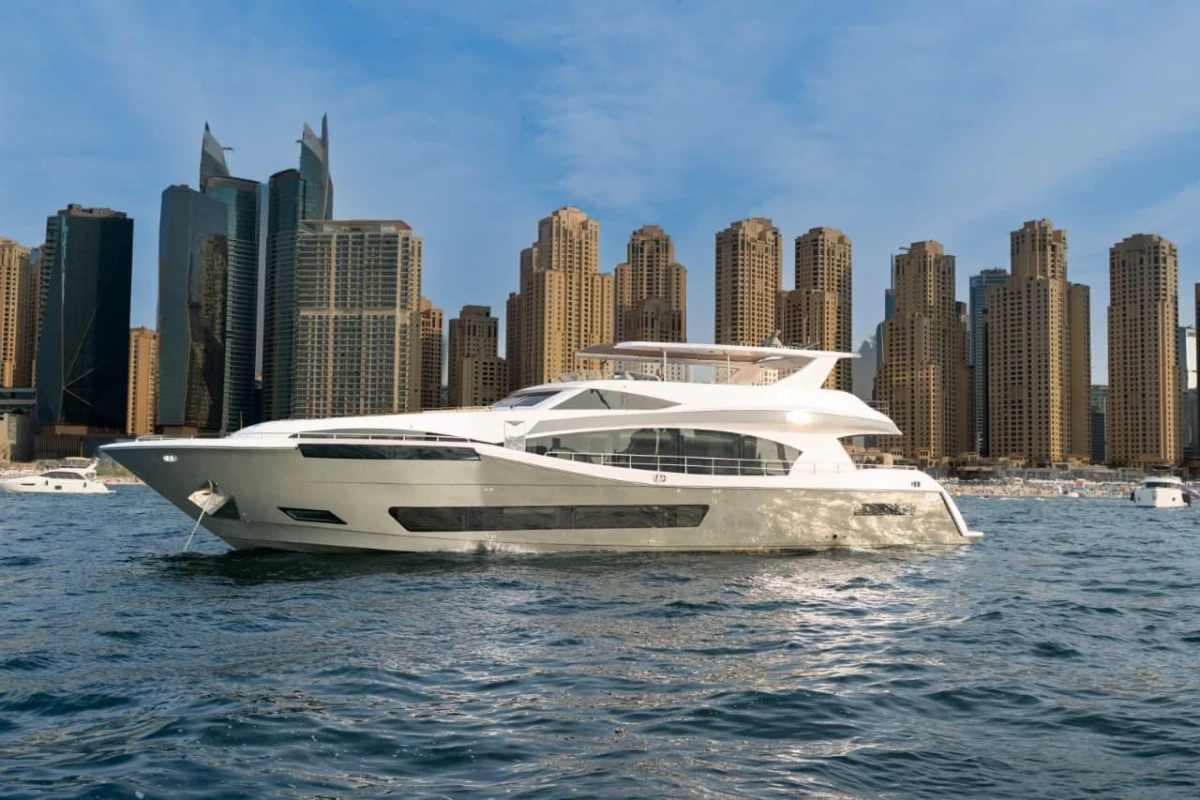 100 - LUXURY SUPER YACHT - Main Image