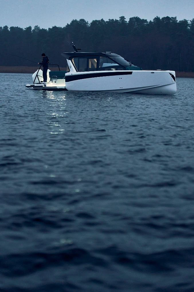 V10 CABIN - Image 14