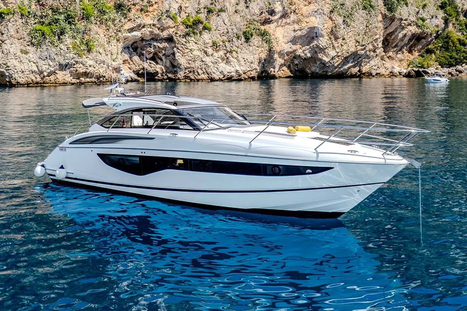 Princess Yachts V40 - For Charter in Beaulieu sur Mer