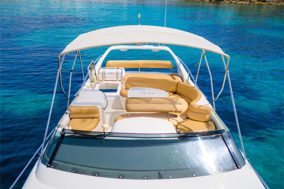 58 FLYBRIDGE - Image 9