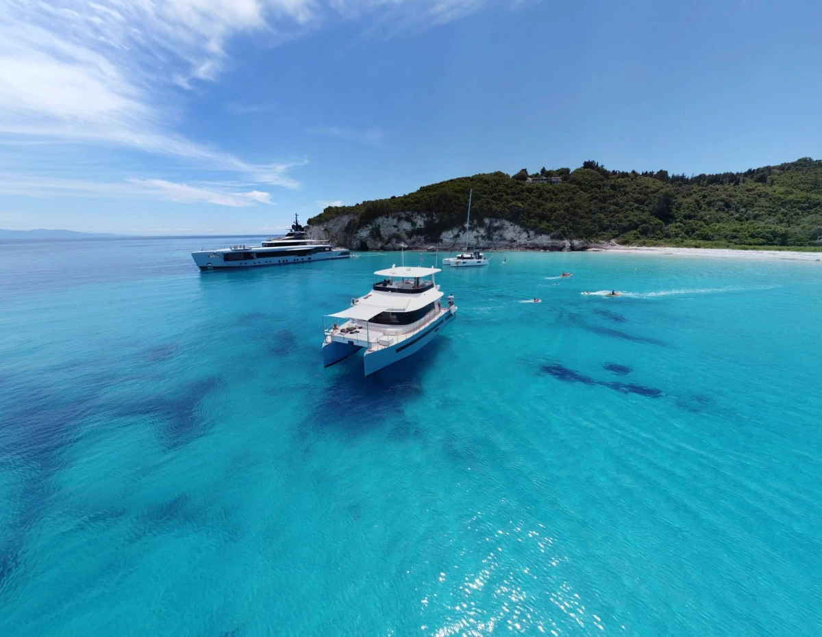 CATAMARAN GTX55 - Image 3