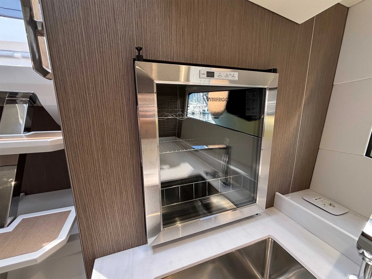 SEAWALKER 43 - Image 15