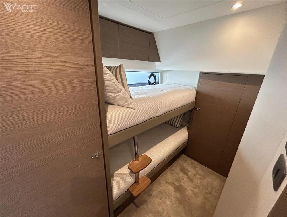 V55 "MAVERICK" - Image 6